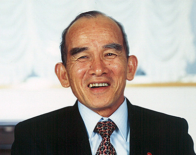 中山芳彦